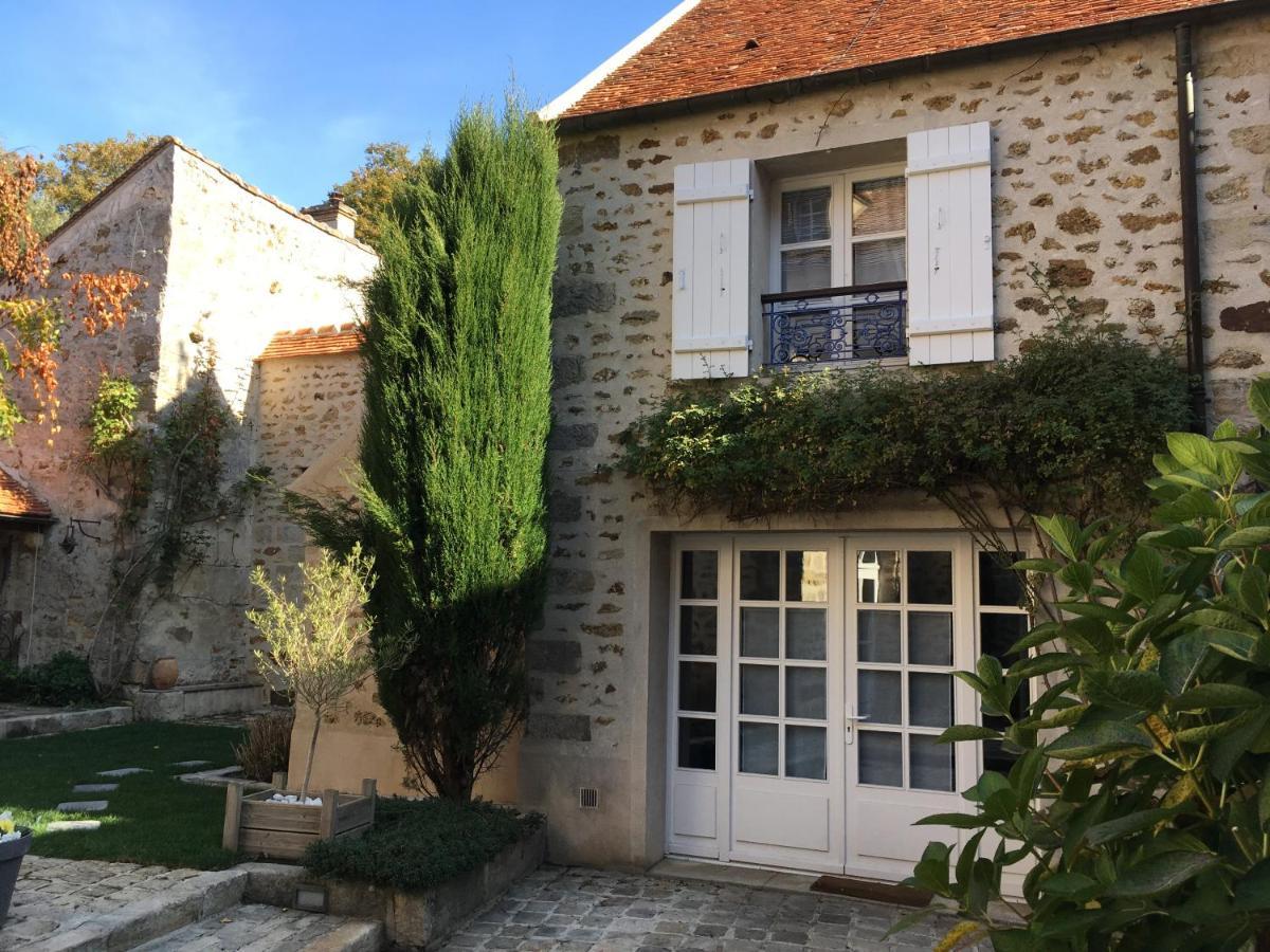 La Maison D'Emilie - Appartements Chaumes-en-Brie Εξωτερικό φωτογραφία